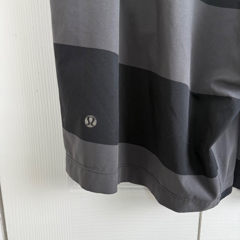 Lululemon Pace Breaker Shorts Mens Large L Striped Black Grey Athletic Gym Run - Picture 4 of 8